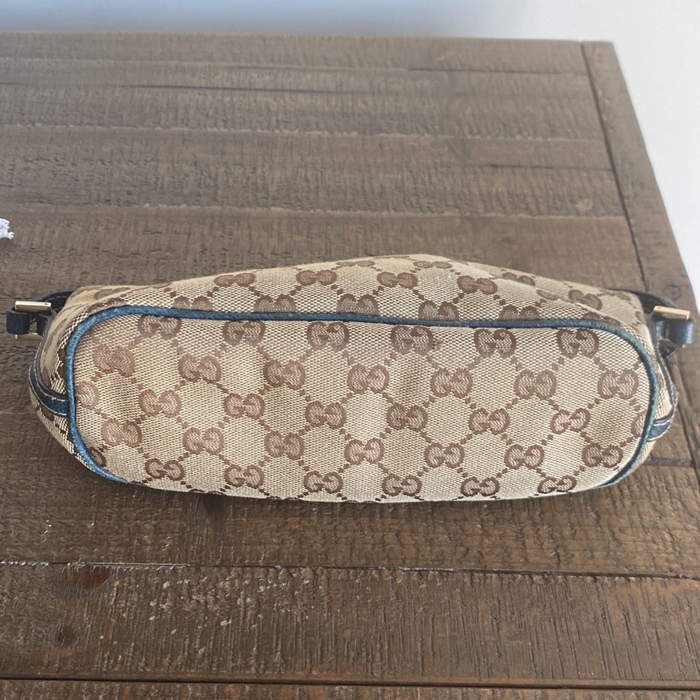 Gucci pochette authentic - Picture 9 of 10